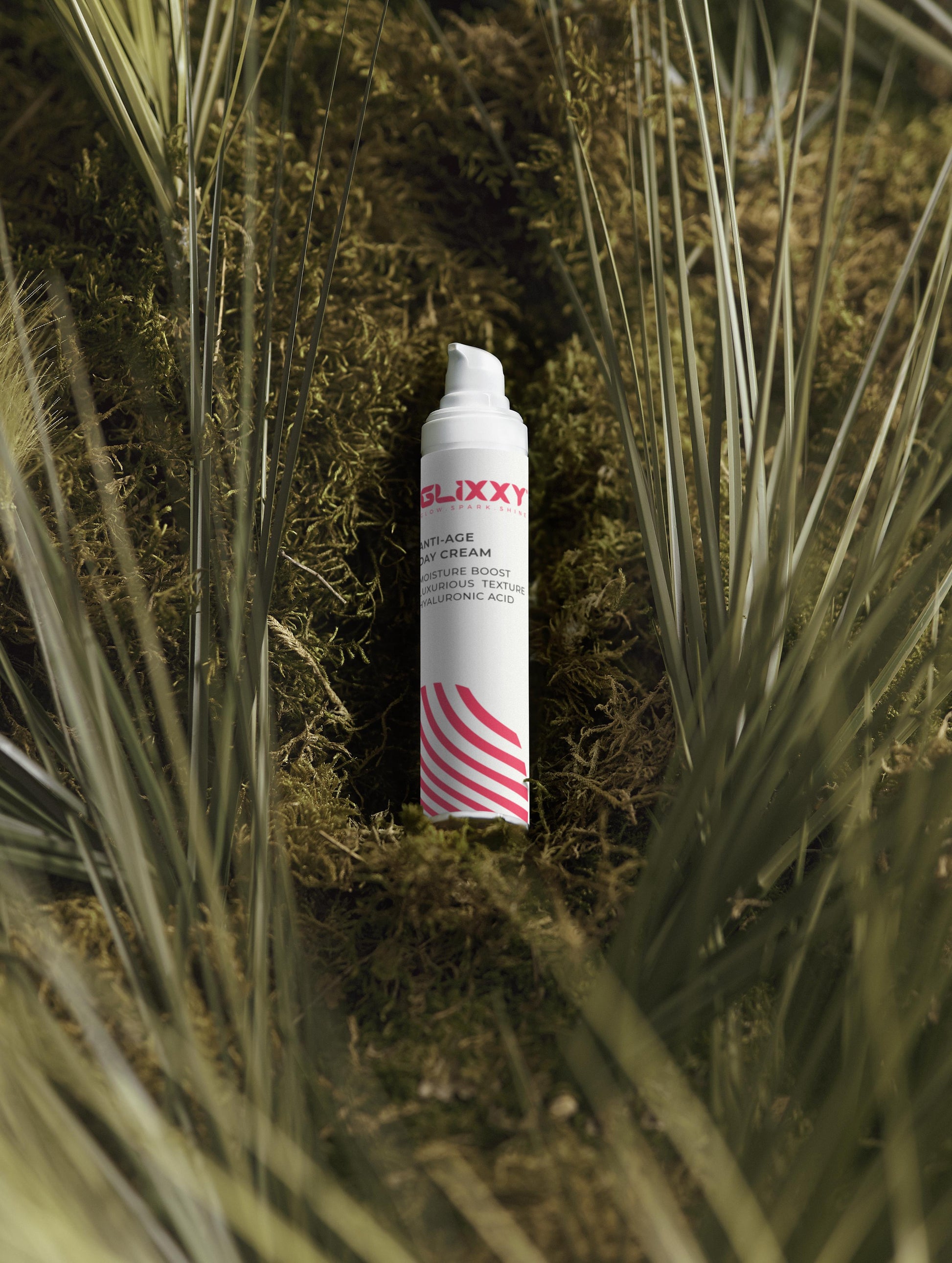 Glixxy cream in The Age-Defying Trio Collection Box